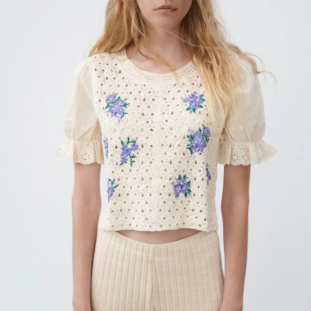 Zara Cream Crochet Floral Puff Sleeve Top